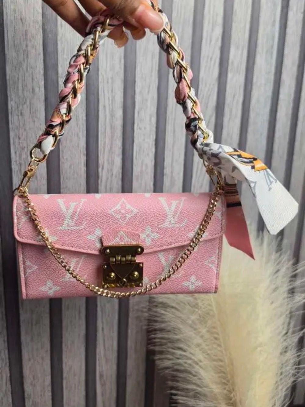 Louis Vuitton Pink Monogram phone case iPhone 17 pro max